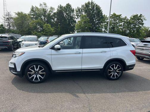 2021 Honda Pilot Touring 8-Passenger