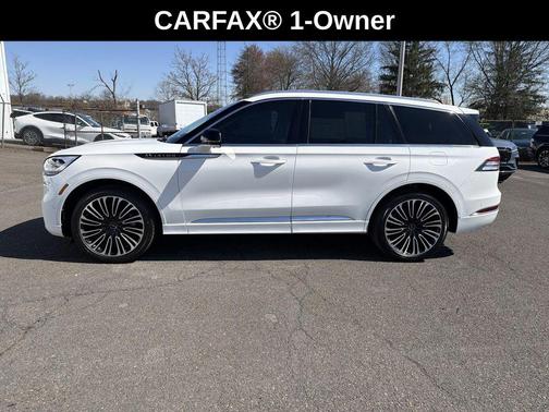 PRISTINE WHITE MET 3C 2023 Lincoln Aviator Black Label AWD