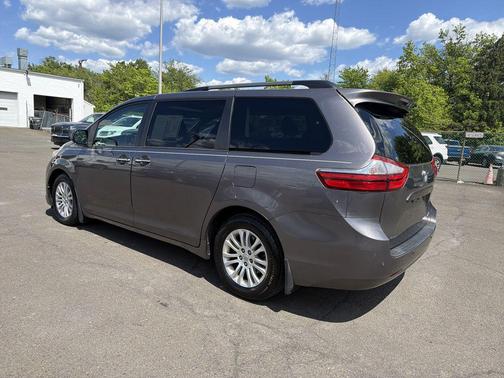 Predawn Gray Mica 2015 Toyota Sienna XLE Premium