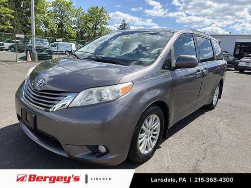 Predawn Gray Mica 2015 Toyota Sienna XLE Premium