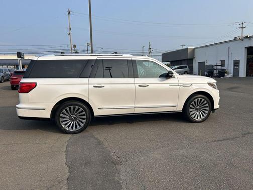 2019 Lincoln Navigator L Reserve