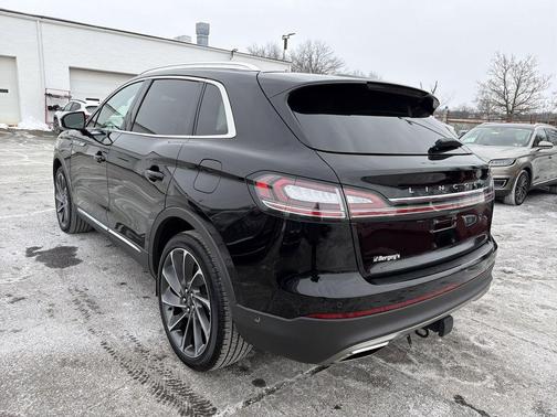 2022 Lincoln Nautilus Reserve