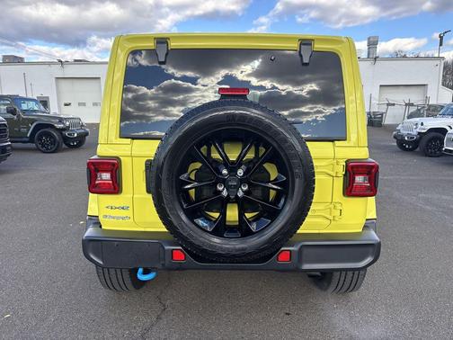 2022 Jeep Wrangler Unlimited 4xe Sahara