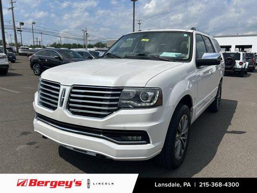 2016 Lincoln Navigator Select