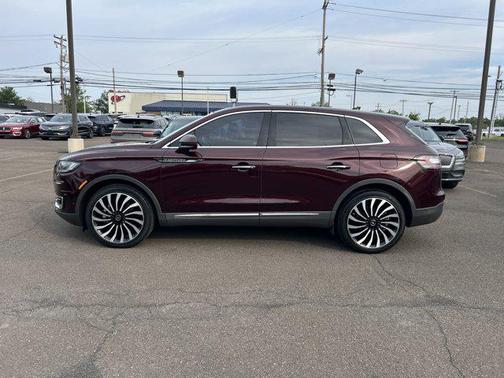 2019 Lincoln Nautilus Black Label