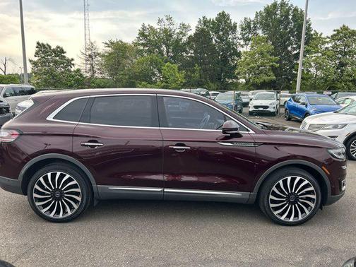 2019 Lincoln Nautilus Black Label