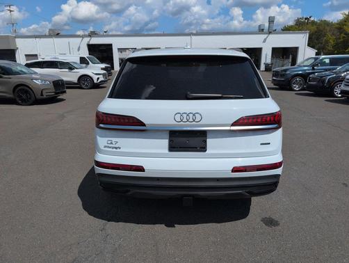 2021 Audi Q7 55 Prestige