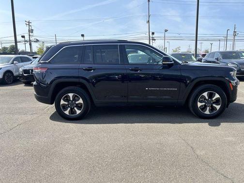 2023 Jeep Grand Cherokee 4xe Base