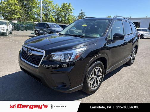 Crystal Black Silica 2019 Subaru Forester Premium