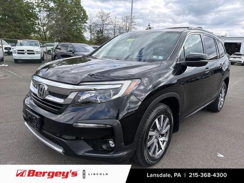 Crystal Black Pearl 2021 Honda Pilot AWD EX-L