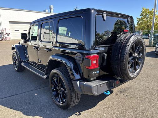 2022 Jeep Wrangler Unlimited 4xe Sahara
