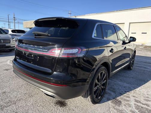 2023 Lincoln Nautilus Reserve