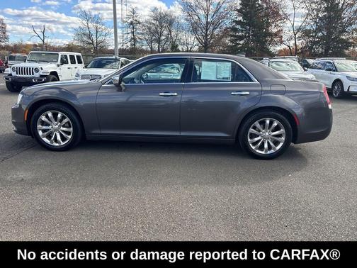2018 Chrysler 300 Limited