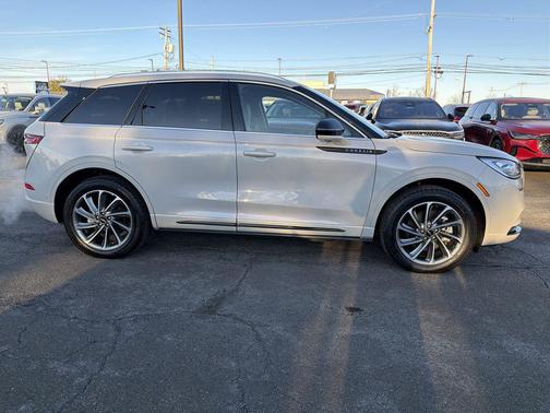 2022 Lincoln Corsair Grand Touring