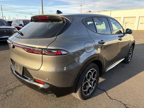 2024 Alfa Romeo Tonale Ti EAWD