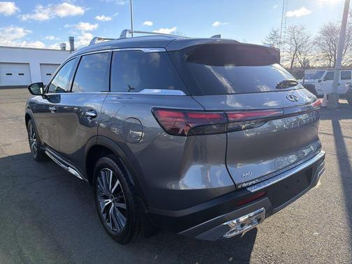 2022 INFINITI QX60 SENSORY