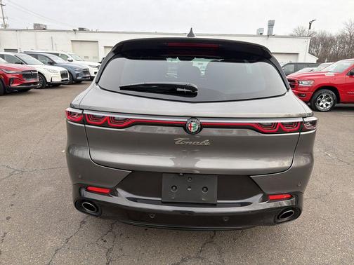 2024 Alfa Romeo Tonale Veloce EAWD