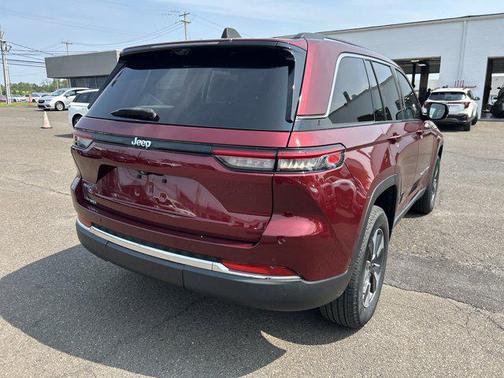 2022 Jeep Grand Cherokee 4xe Base
