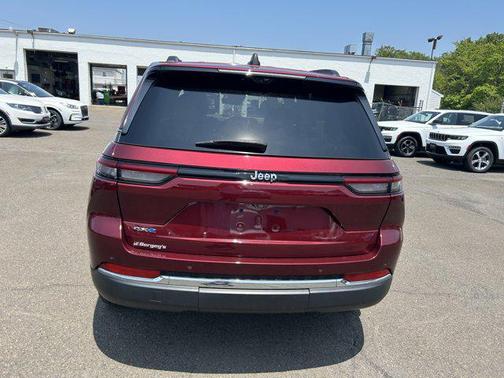 2022 Jeep Grand Cherokee 4xe Base