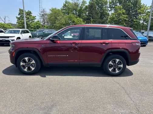 2022 Jeep Grand Cherokee 4xe Base