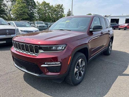2022 Jeep Grand Cherokee 4xe Base