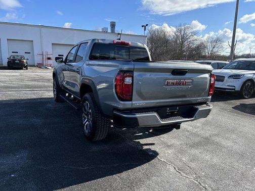 2024 GMC Canyon Base