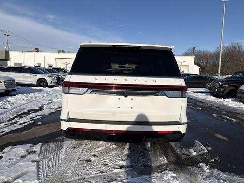 2022 Lincoln Navigator Reserve