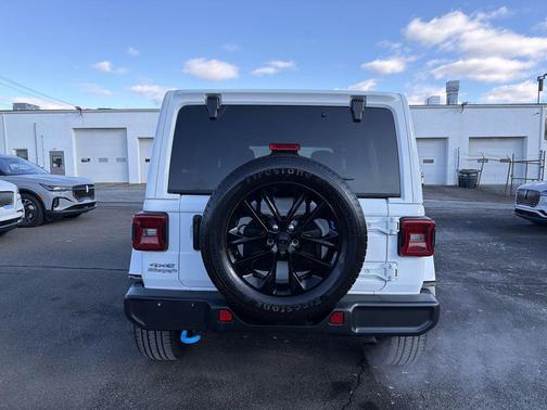 2022 Jeep Wrangler Unlimited 4xe Sahara