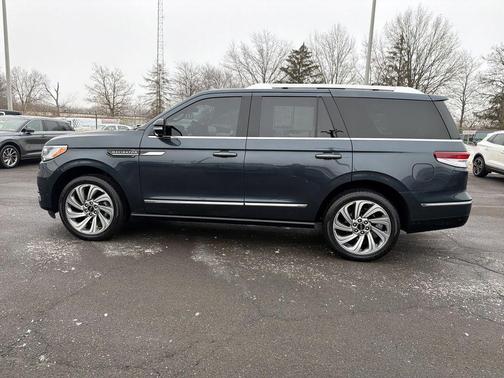 2022 Lincoln Navigator Reserve