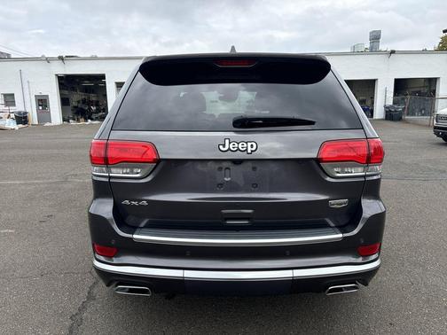 2017 Jeep Grand Cherokee Summit