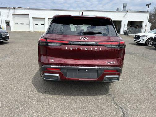 2022 INFINITI QX60 Luxe
