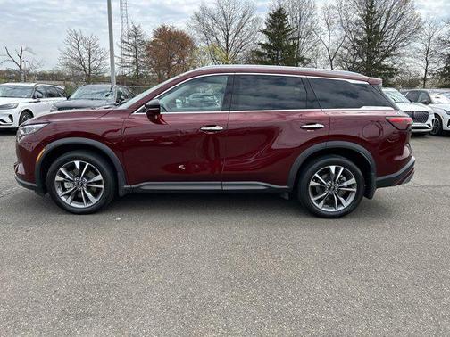 2022 INFINITI QX60 Luxe