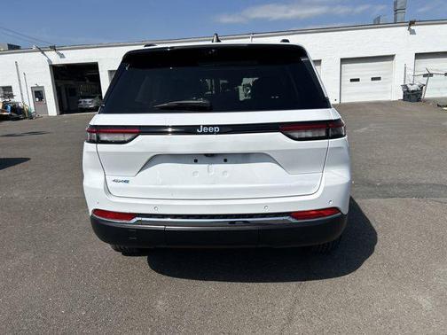 2023 Jeep Grand Cherokee 4xe Base