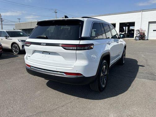2023 Jeep Grand Cherokee 4xe Base