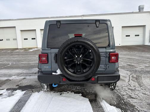 2024 Jeep Wrangler 4xe Sahara