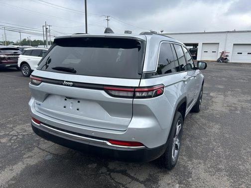 2023 Jeep Grand Cherokee 4xe Base