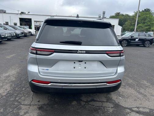 2023 Jeep Grand Cherokee 4xe Base