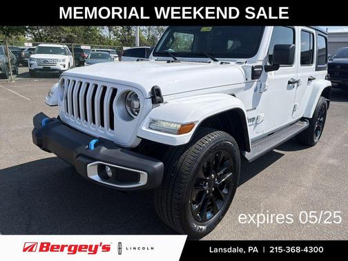 Bright White Clearcoat 2022 Jeep Wrangler Unlimited 4xe Sahara