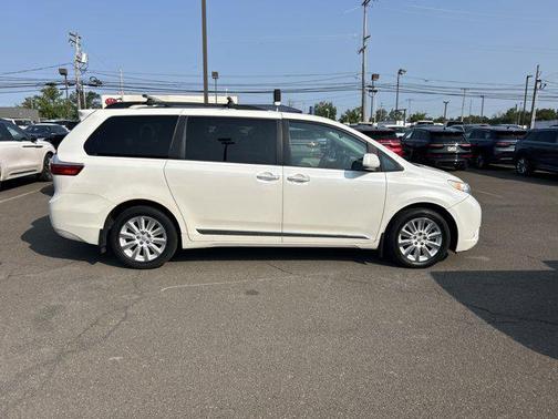 2015 Toyota Sienna Ltd