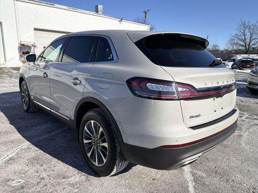 2023 Lincoln Nautilus Standard