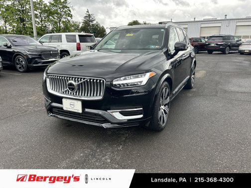 2022 Volvo XC90 Recharge Plug-In Hybrid T8 Inscription 6 Passenger