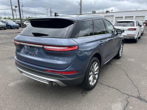 2022 Lincoln Corsair Standard