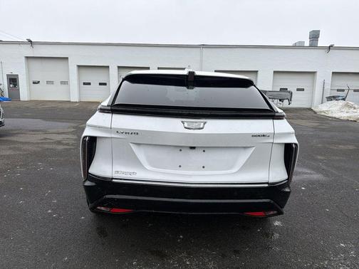 2024 Cadillac LYRIQ Tech