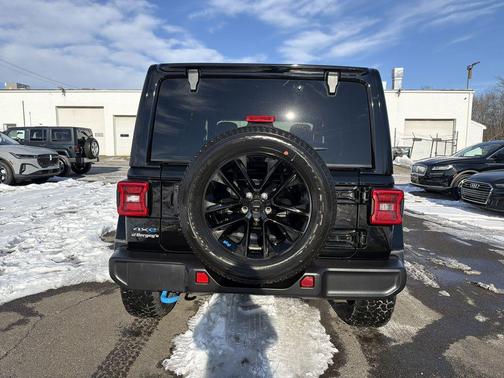 2023 Jeep Wrangler 4xe Sahara