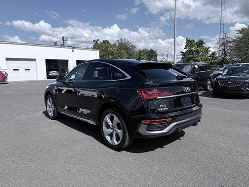2023 Audi Q5 45 S line Premium Plus