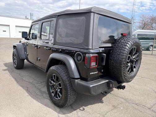 2018 Jeep Wrangler Unlimited Sport
