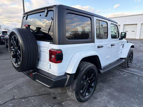 2023 Jeep Wrangler 4xe Sahara