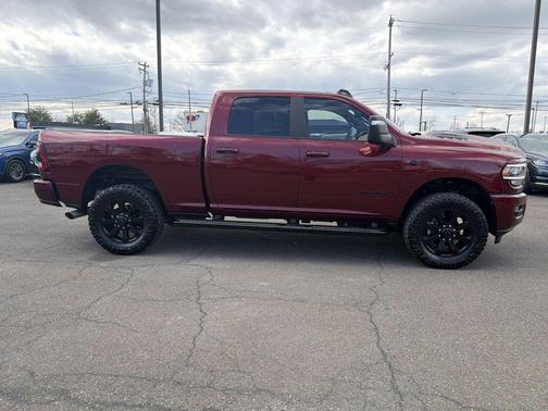 2024 RAM 2500 Laramie Crew Cab 4x4 6'4' Box