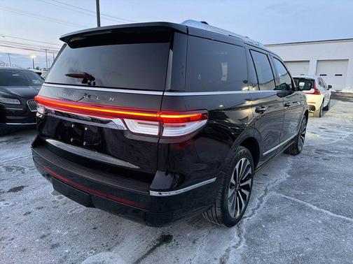 2023 Lincoln Navigator Reserve