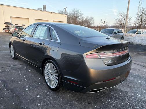 2017 Lincoln MKZ Hybrid Reserve